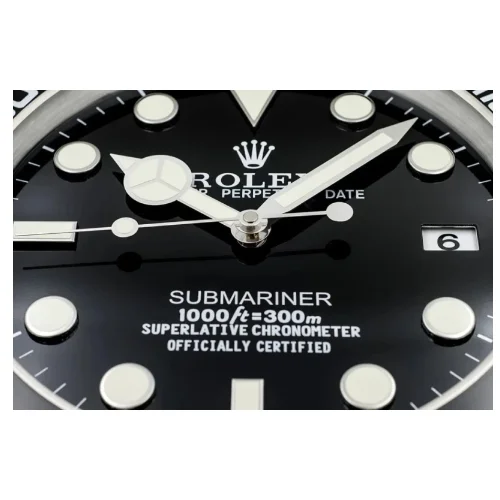 Luxury Wall Clock | Sub Black Color